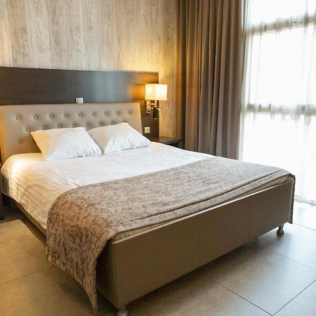 Hotel De Maaskant Maaseik Ngoại thất bức ảnh